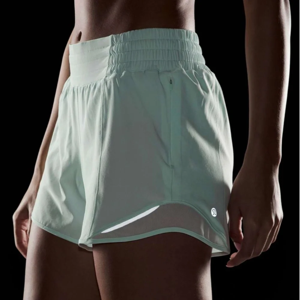 Lululemon | Hotty Hot High-Rise Lined Short 4" | Mint Breeze | Size 12 - Picture 6 of 10